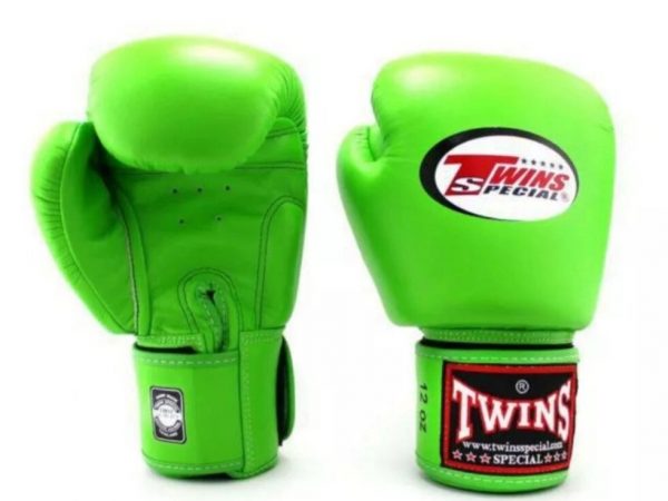 Боксерские перчатки Twins Special BGVL-3, Таиланд 8 oz Light Green