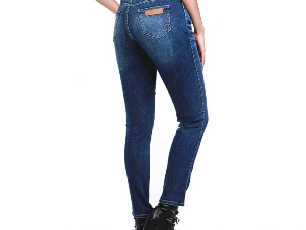Джинсы женские Wrangler Lara, модель WR S128L202 (оригинал) Waist: W31L30