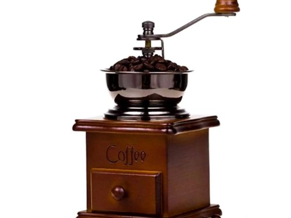 Кофемолка ручная деревянная в стиле Ретро из Бука Manual Coffee Grinder, Таиланд