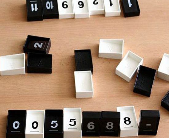 DICE CUP BOARD GAME Da Vinci Code