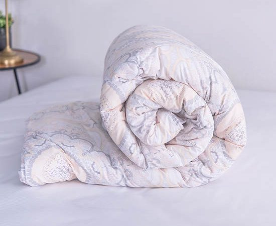 LUCKY MATTRESS 6 Ft. Md 027 Micro Touch Flower Style Duvet  90 X 100 Inches (228X254 Cm.) Pink
