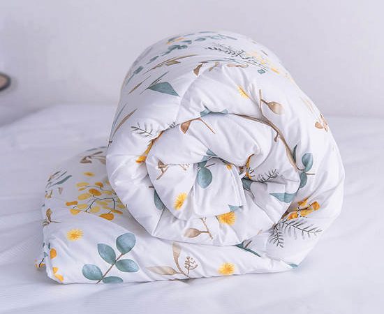 LUCKY MATTRESS 5 Ft. Md 028 Micro Touch Flower Style Duvet  74 X 90 Inches (188X228 CM.)  Yellow