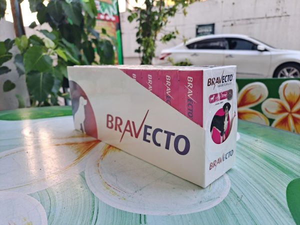 Упаковка 10 таблеток бравекто-bravecto от паразитов и клещей для собак весом 40-56 кг. 1400 мг